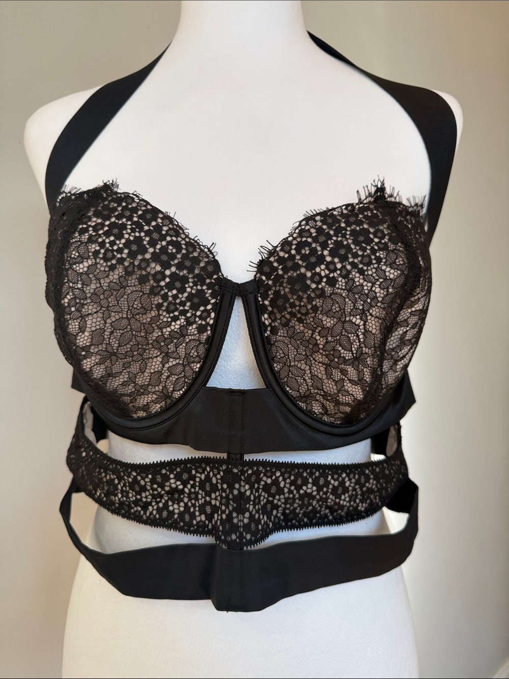 Victoria's Secret Black Lace Underwire Bra with Strappy Waist Detail
